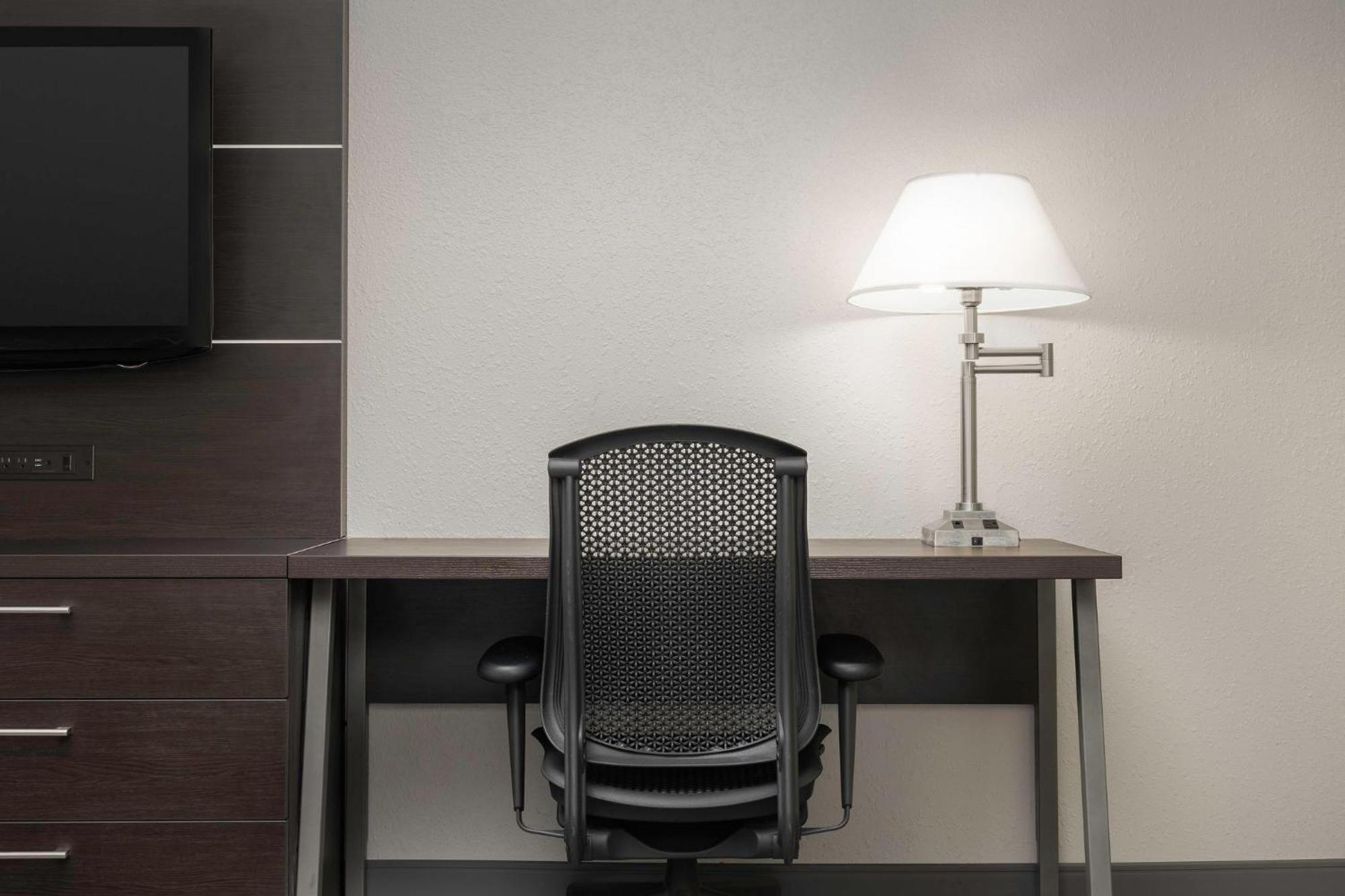 Holiday Inn Express Knoxville-Strawberry Plains By Ihg Buitenkant foto