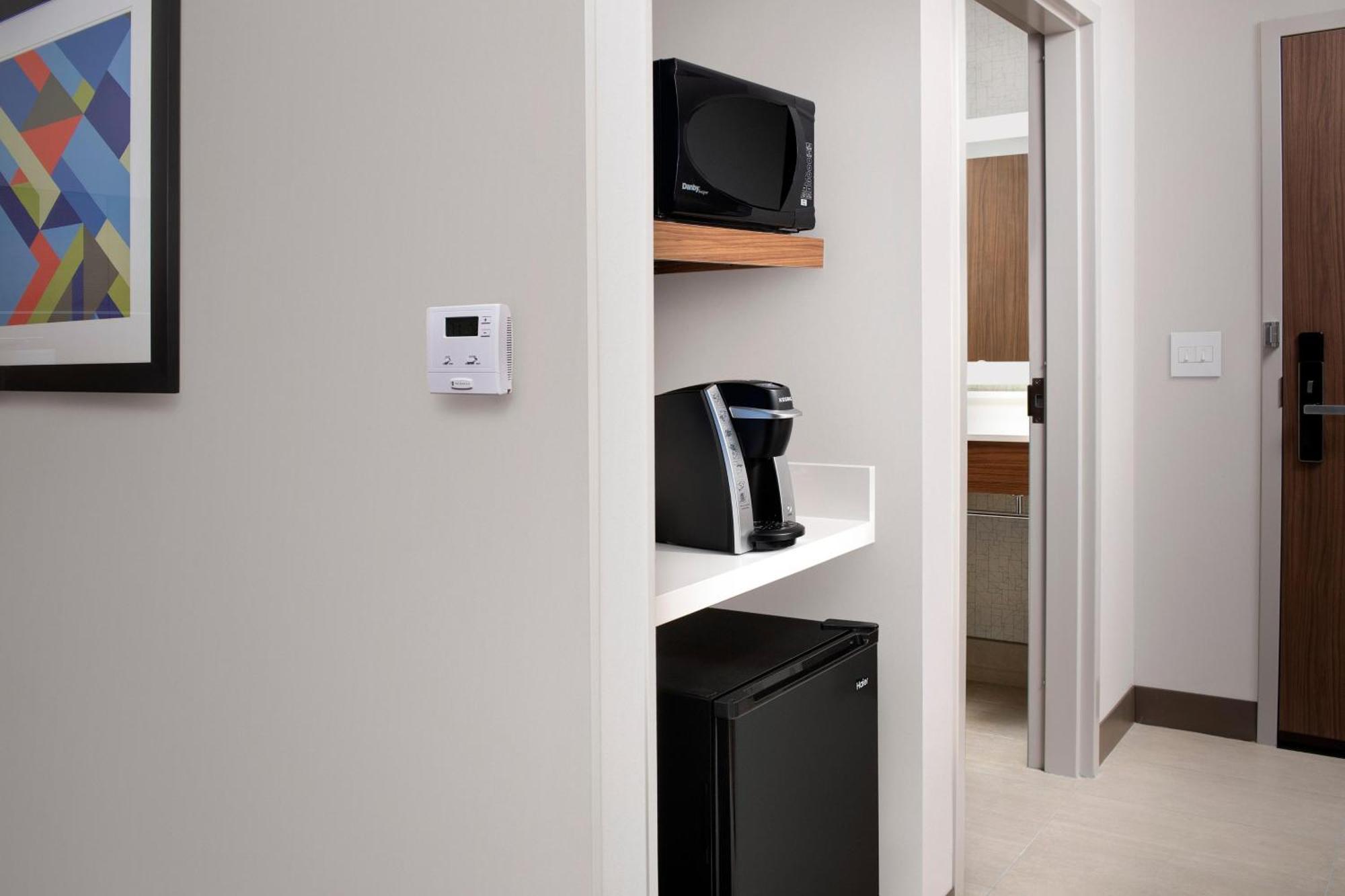Holiday Inn Express Knoxville-Strawberry Plains By Ihg Buitenkant foto