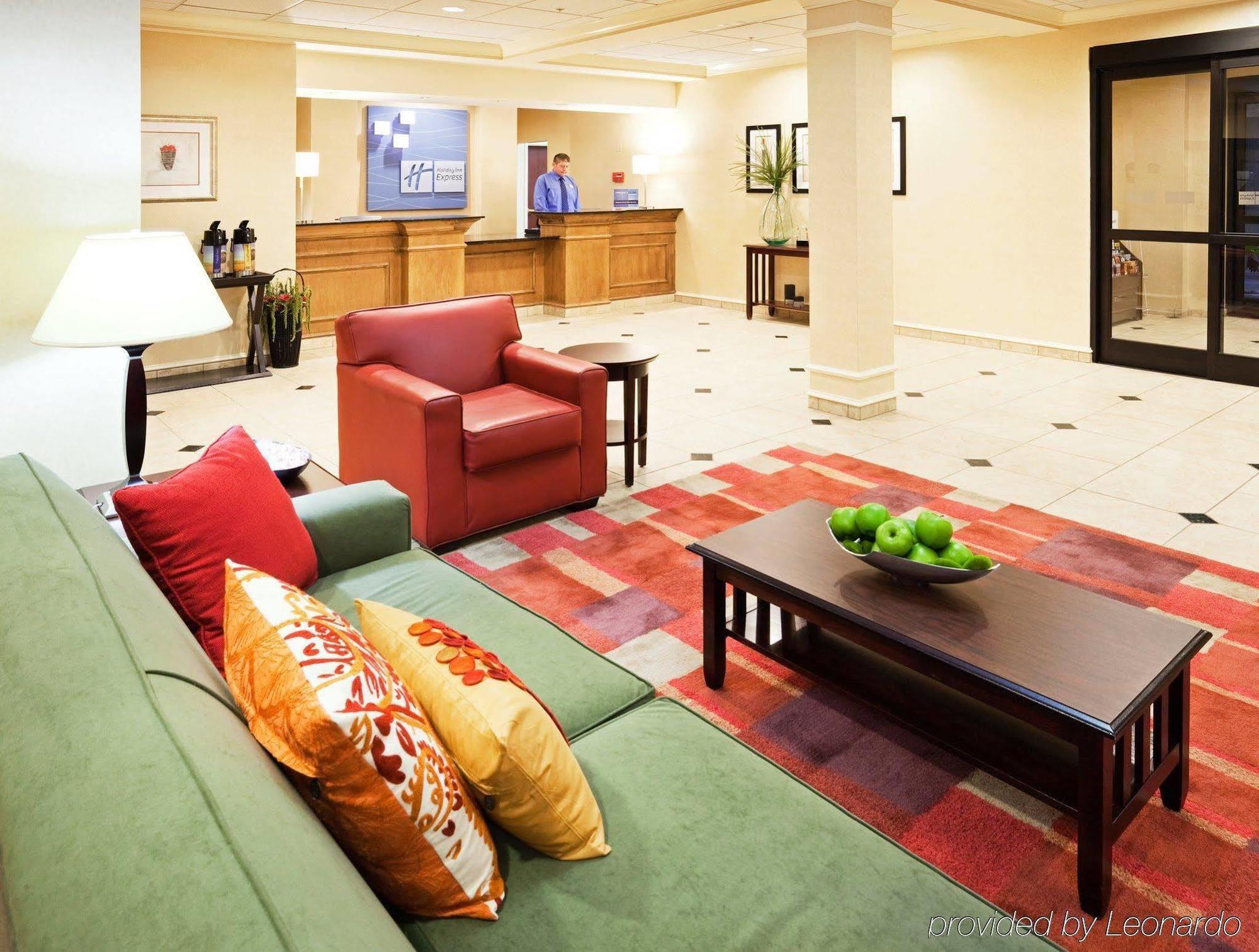 Holiday Inn Express Knoxville-Strawberry Plains By Ihg Buitenkant foto