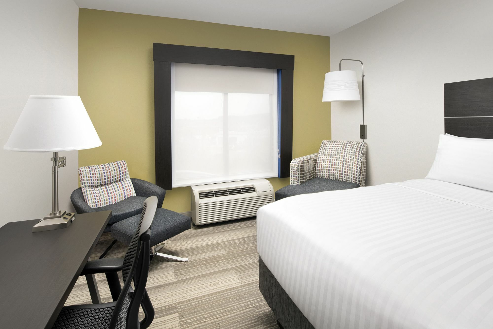 Holiday Inn Express Knoxville-Strawberry Plains By Ihg Buitenkant foto