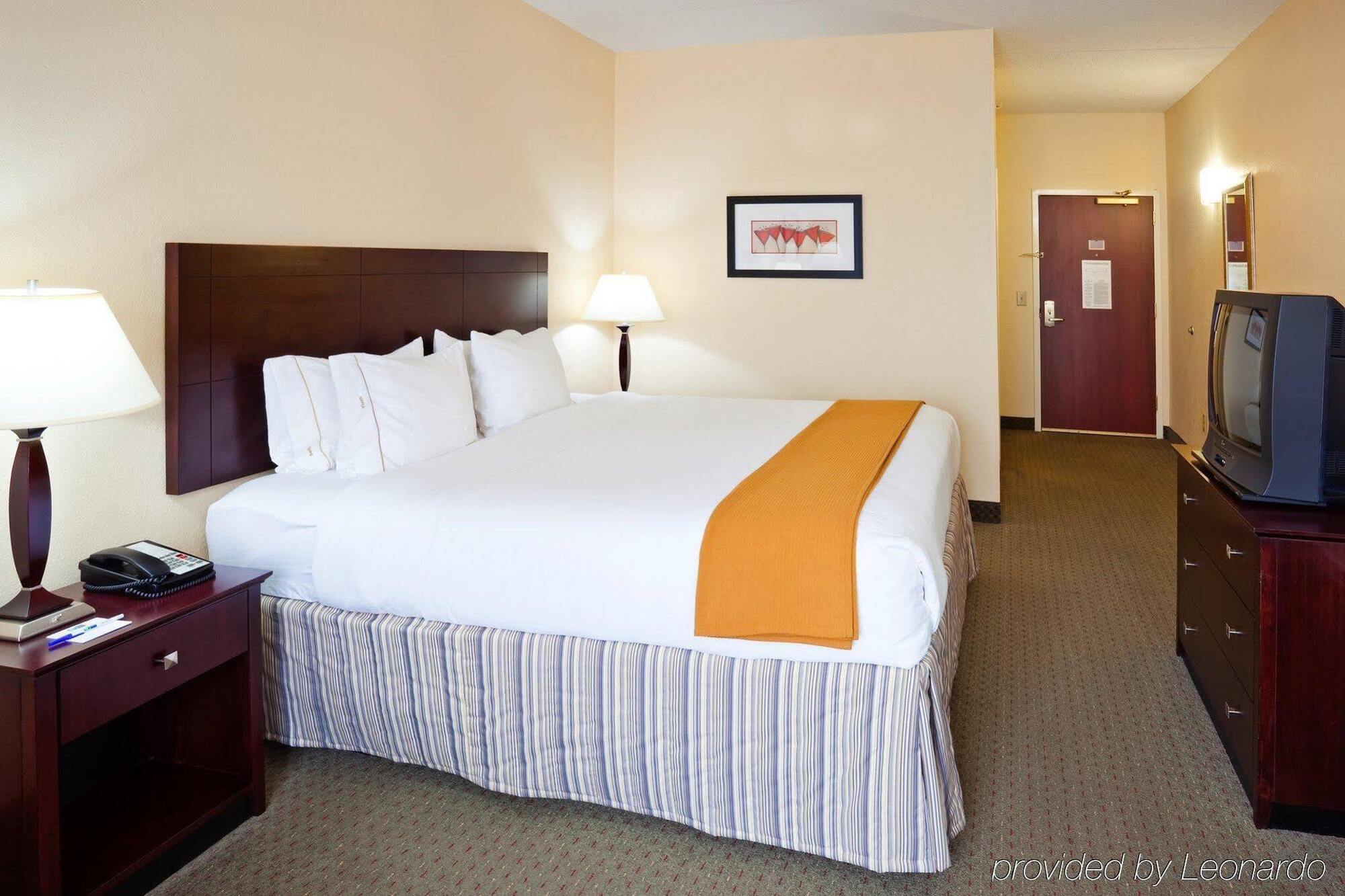 Holiday Inn Express Knoxville-Strawberry Plains By Ihg Buitenkant foto
