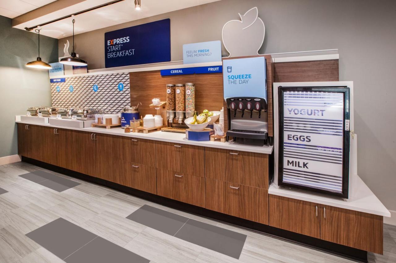 Holiday Inn Express Knoxville-Strawberry Plains By Ihg Buitenkant foto