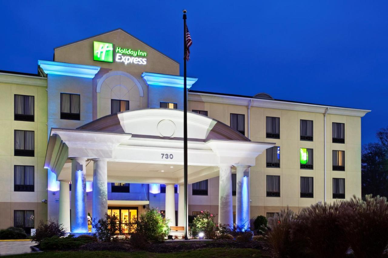 Holiday Inn Express Knoxville-Strawberry Plains By Ihg Buitenkant foto